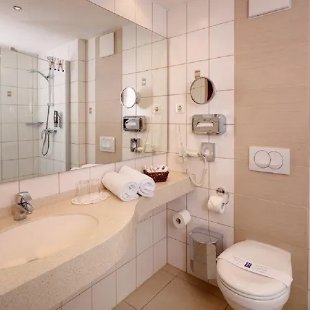 Pyramide 4* باد فيندشايم