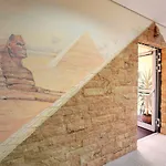 Ξενοδοχείο Pyramide