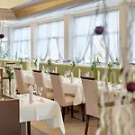 Hotel Pyramide Bad Windsheim