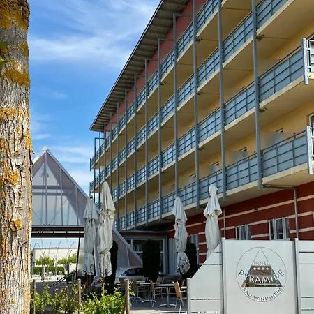 Hotel Pyramide