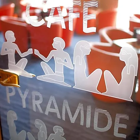 Pyramide Hotel 4*