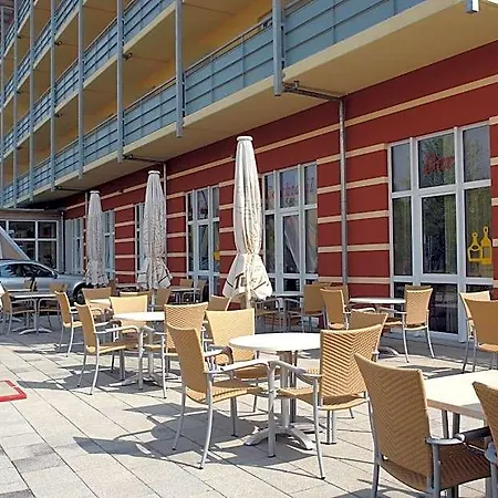 Hotel Pyramide 4*