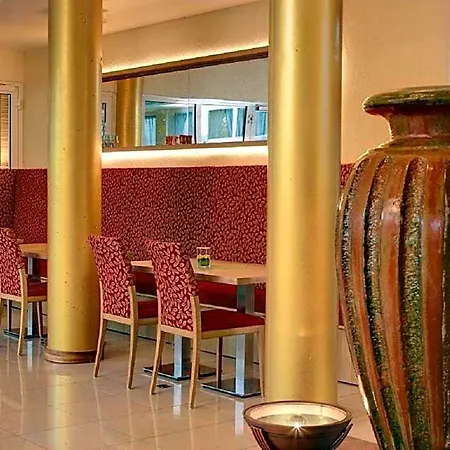 Hotel Pyramide