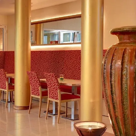 Hotel Pyramide