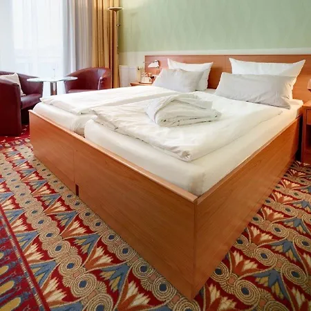 Pyramide Hotel 4*